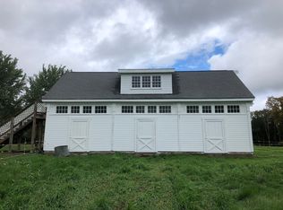 232 W Quasset Rd, Woodstock, CT 06281