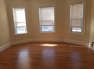 24-28 Dublin, Lowell, MA 01854