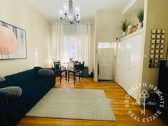 2nd image of 371 Pacific St #1