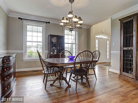 4th image of 6711 Millime Ct