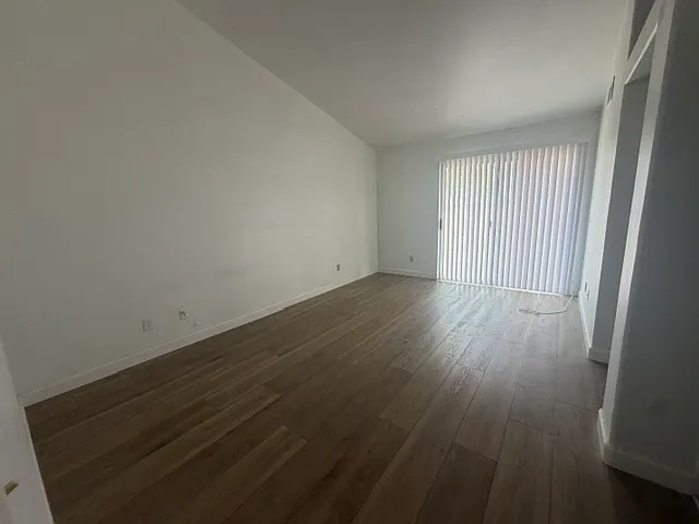 1725 Windsor Pl — Photo 18