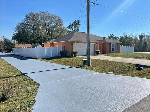4th image of 601 Wallaby Ln