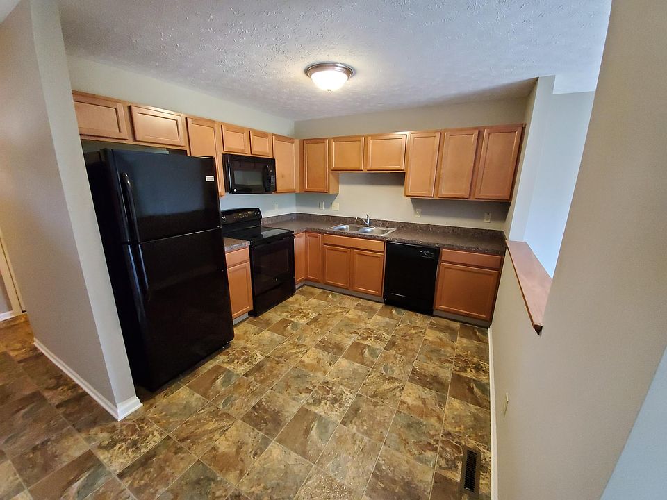1st image of 33426 Halle Ct