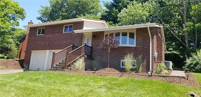 205 Coleen Dr photo 1