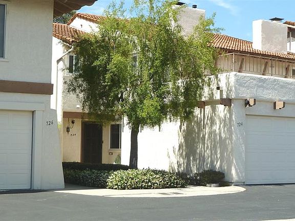 3rd image of 724 Calle De Los Amigos