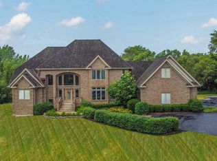 3912 Clearwater Dr, Long Grove, IL 60047