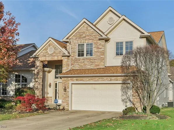 464 Augustus Dr, Highland Heights, OH 44143