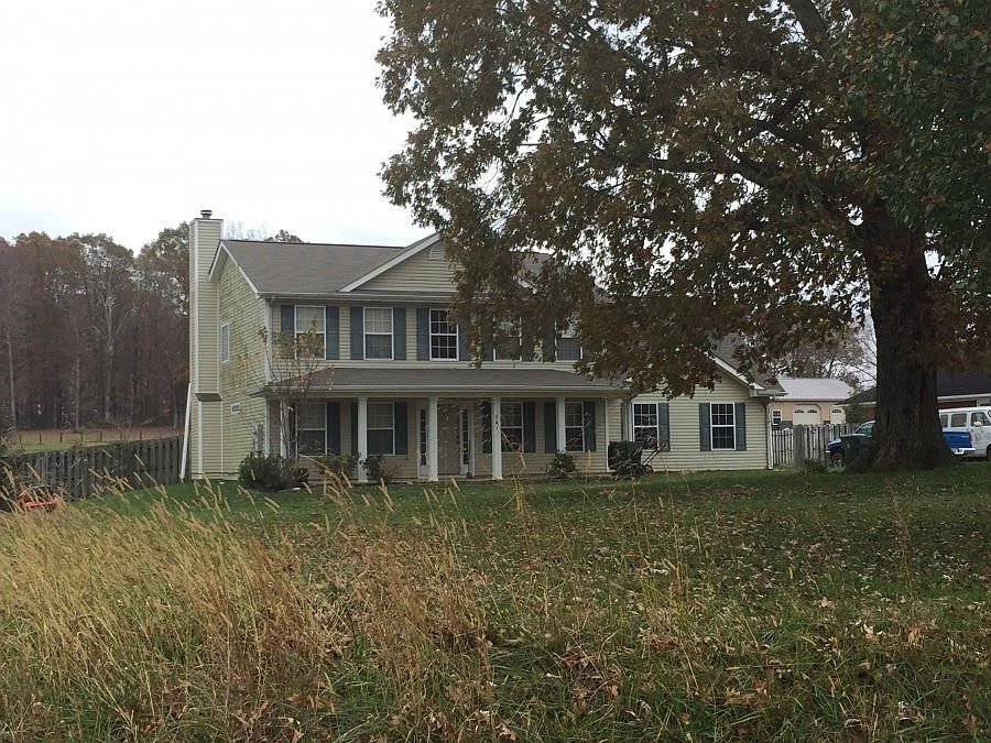 2nd image of 541 Macedonia Rd