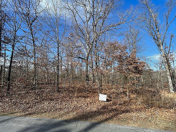 3rd image of Dunbarton Dr