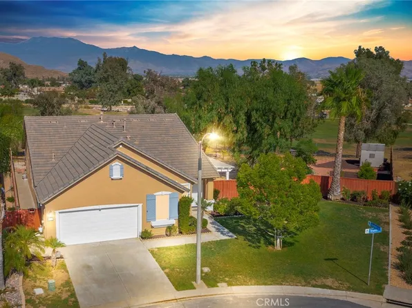 320 Tewell Dr, Hemet, CA 92545