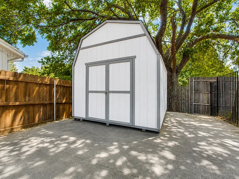 3321 Hazlewood Ct — Photo 43