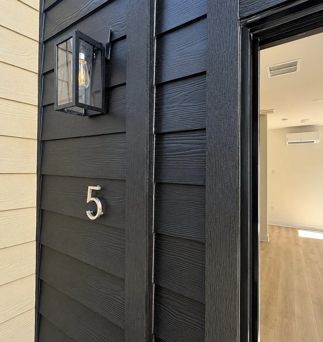 2 bed, 2.5 bath, 815 sqft, $2,800 — Photo 1