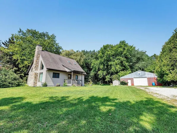 E2890 Phone Ln, Kewaunee, WI 54216