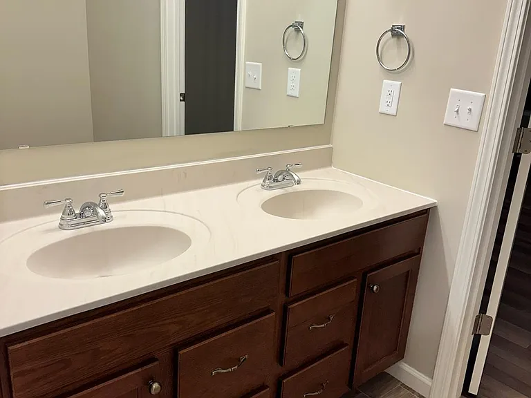 335 Port Way — Photo 17