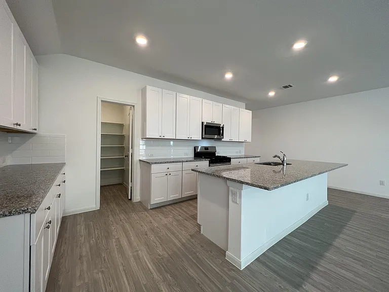 7010 Pail Pl — Photo 22