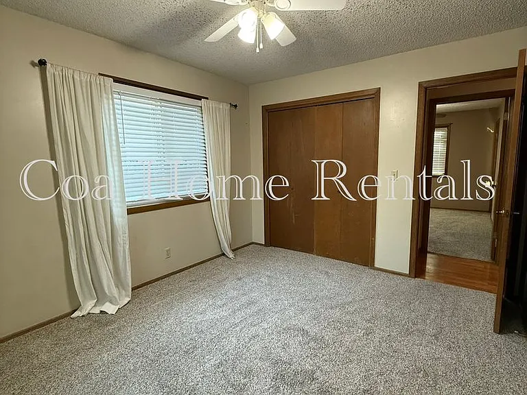 1902 N Evergreen Ln — Photo 16