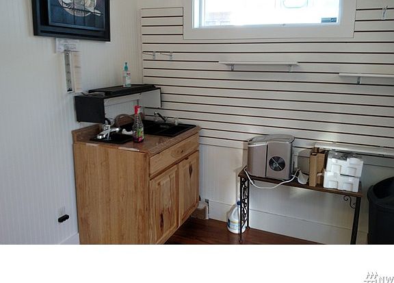 5th image of 759 Point Brown Ave NW #F