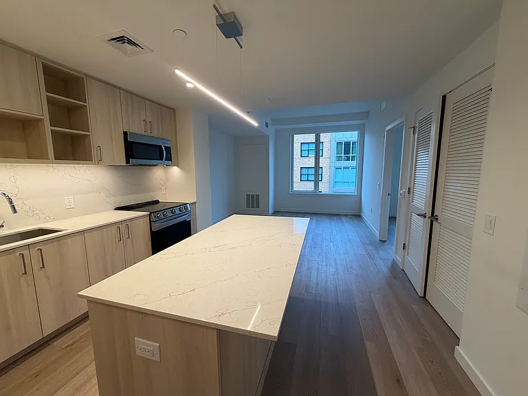 1565 Harbor Blvd #7789 — Photo 2