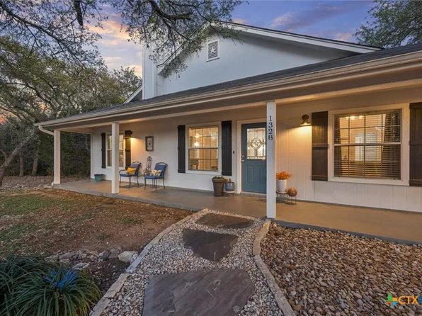 1328 Cottonwood Rd, Fischer, TX 78623