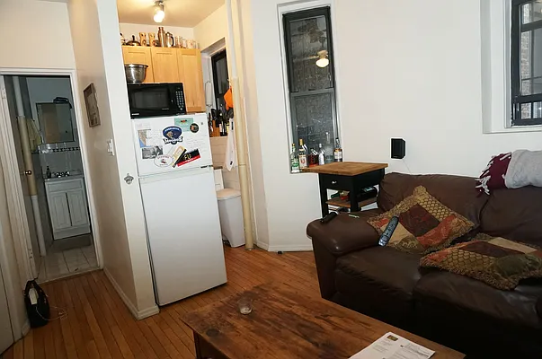 Rented by J Misrahi Realty Corp | media 22