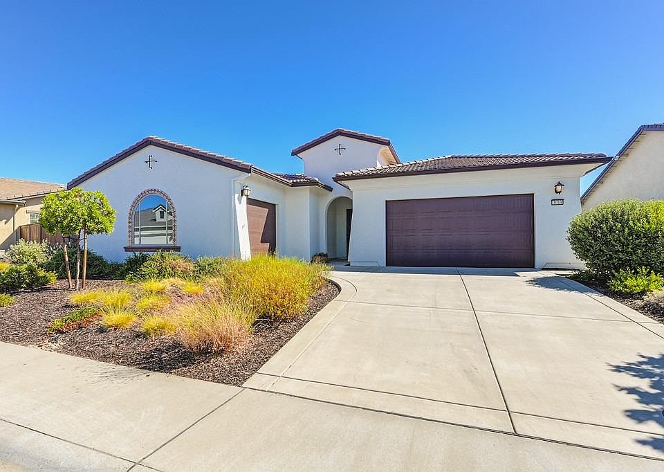 1st image of 3043 Mission Canyon Dr