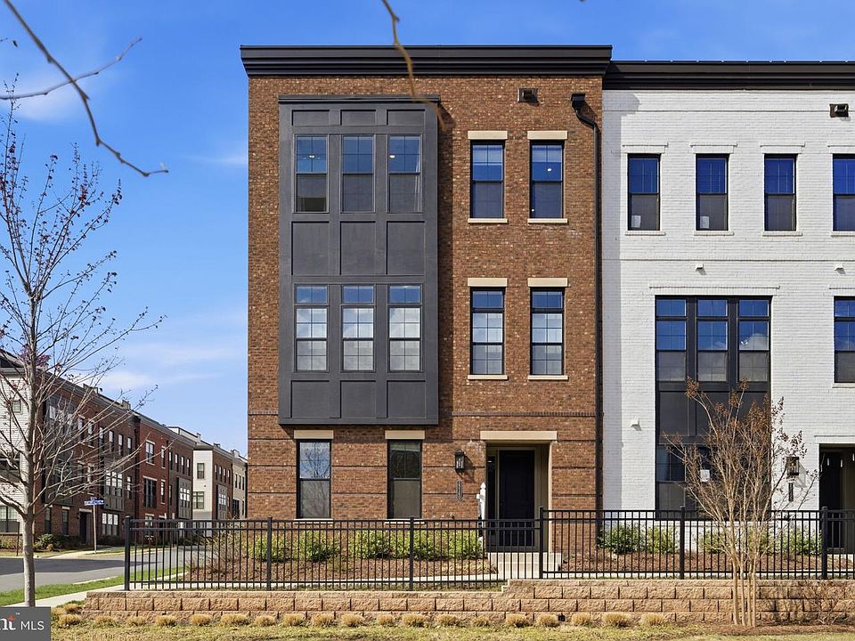 1st image of 22160 Penelope Heights Ter