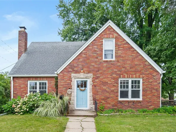 1204 Bell Ave, Des Moines, IA 50315