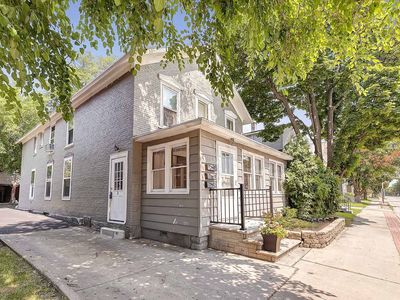 1009 E Walnut St, Green Bay, WI, 54301
