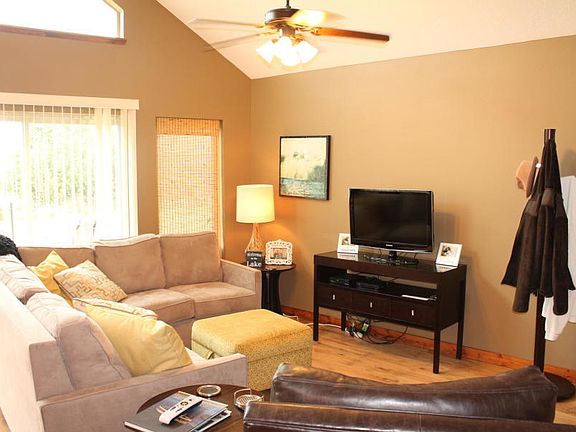 4th image of 290 240th Ave #37