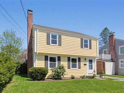 100 Hope St, East Providence, RI, 02916