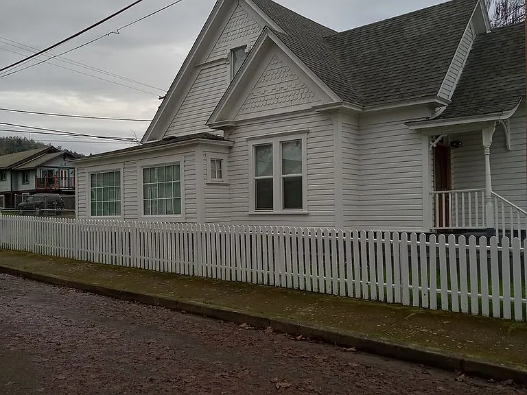 1205 SE Mill St — Photo 2