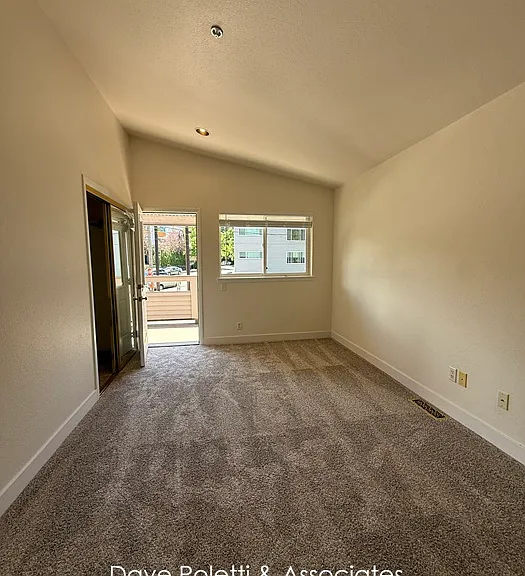 555 NE Ravenna Blvd #6506 — Photo 13