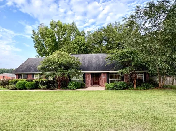 901 Beech St, Enterprise, MS 39330