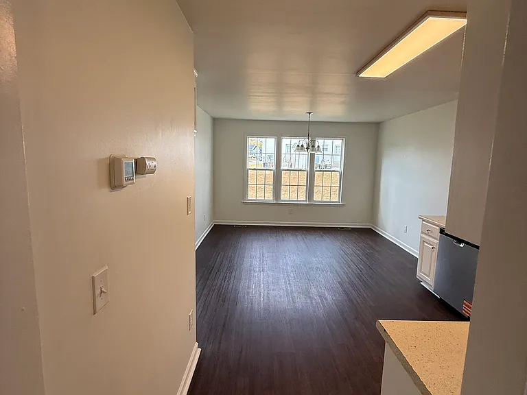 103 Wimbledon Ct — Photo 17