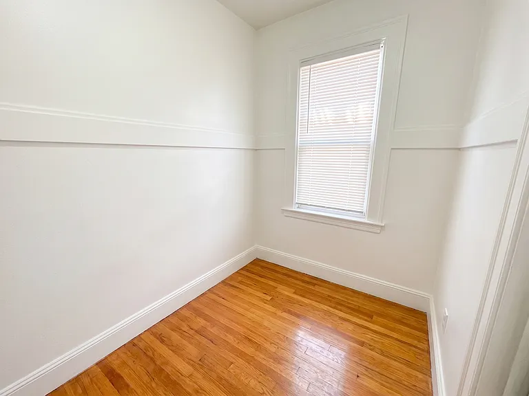 2495 Sutter St #5 — Photo 9