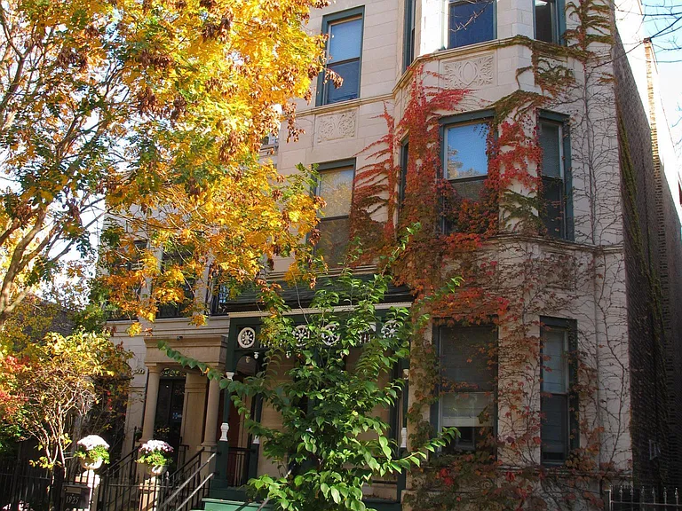 1923 N Bissell St #3 — Photo 1