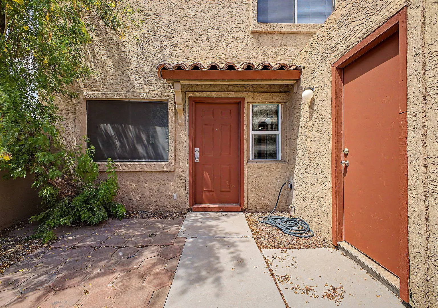 4051 W. Reade Ave - Remodeled 2 bedroom 1 bath Townhouse near condo 43rd Ave and Camelback. — Photo 3
