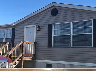 1300 Meadow View Ln, Blanchard, OK 73010