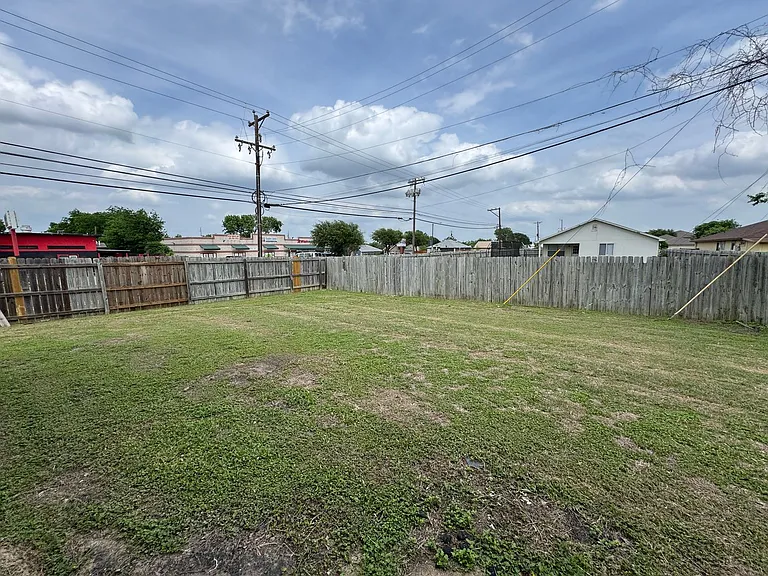 1300 Dugger Circle — Photo 25