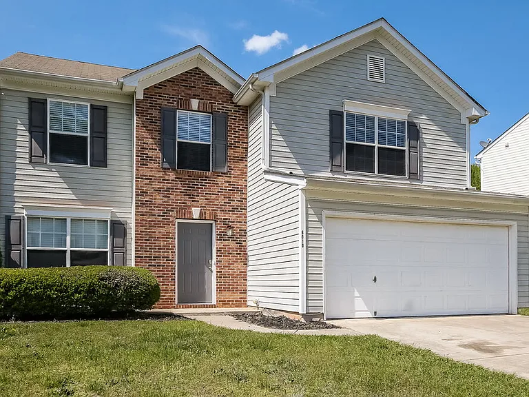 6010 Firethorne Ln — Photo 4