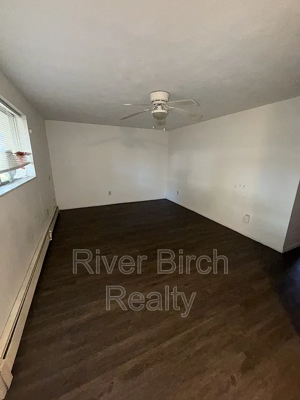 1 bed, 1.0 bath, 550 sqft, $850 — Photo 3
