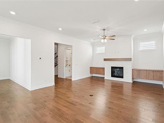 7th image of this home