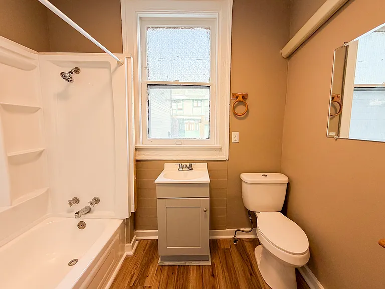 1717 N Talbott St #2 — Photo 7