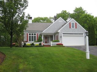 6 Crestview Cir, Mashpee, MA 02649