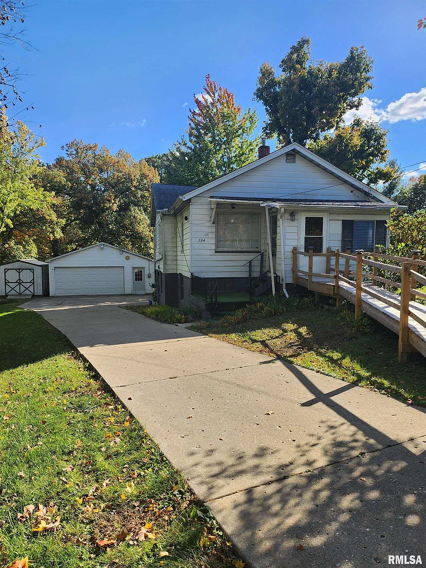 554 S Schweer Ct photo 1