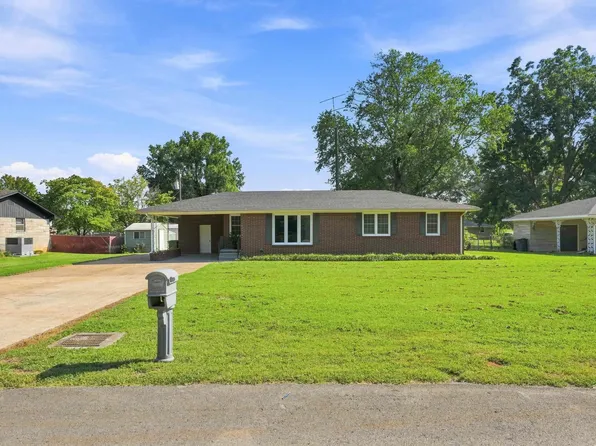 404 Lasalle Ave, Muscle Shoals, AL 35661