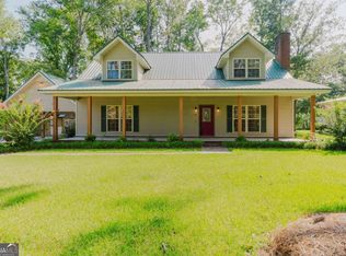 130 Seines Landing Dr, Springfield, GA 31329