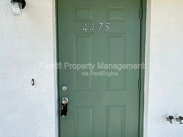 4475 Frankie Ct — Photo 5