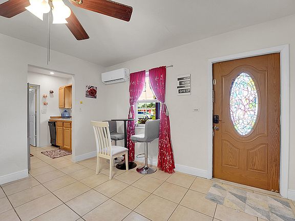 5th image of 130 Banyan Drive