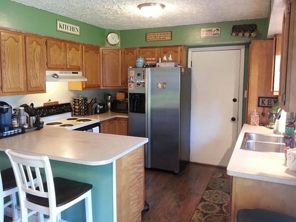 5th image of 306 Oak Ave